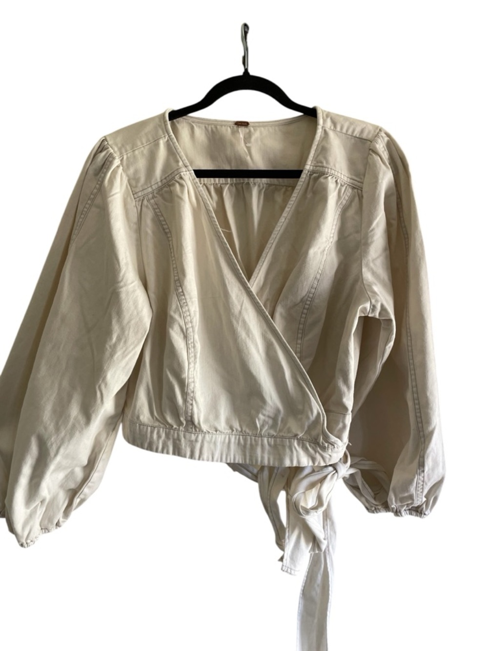 ✨ Free People Sophie Cream Wrap Crop Top – Size XL ✨